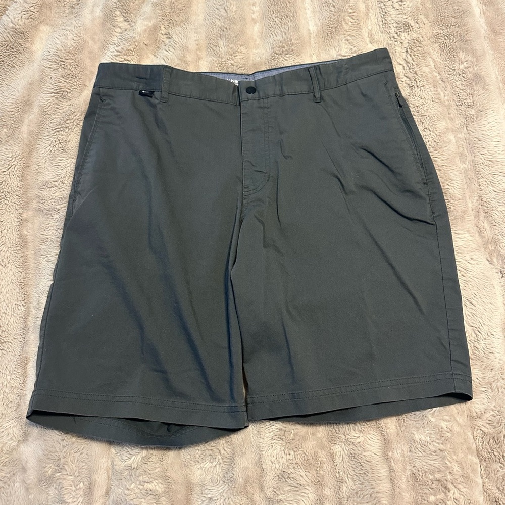 Men's Charcoal Gray Nike Golf Dri-FIT Shorts, Size 36W